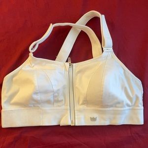 SheFit high impact adjustable sports bra